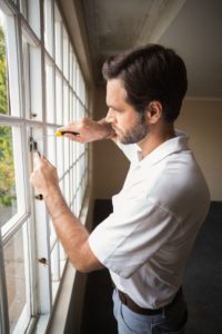 Nyílászáró csere helyett ablakjavítás, ajtójavítás